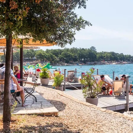 Campsite Bijela Uvala - Roan Porec