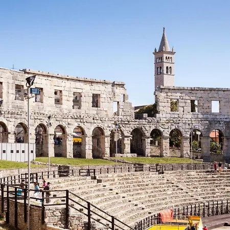 Bijela Uvala - Roan Poreč